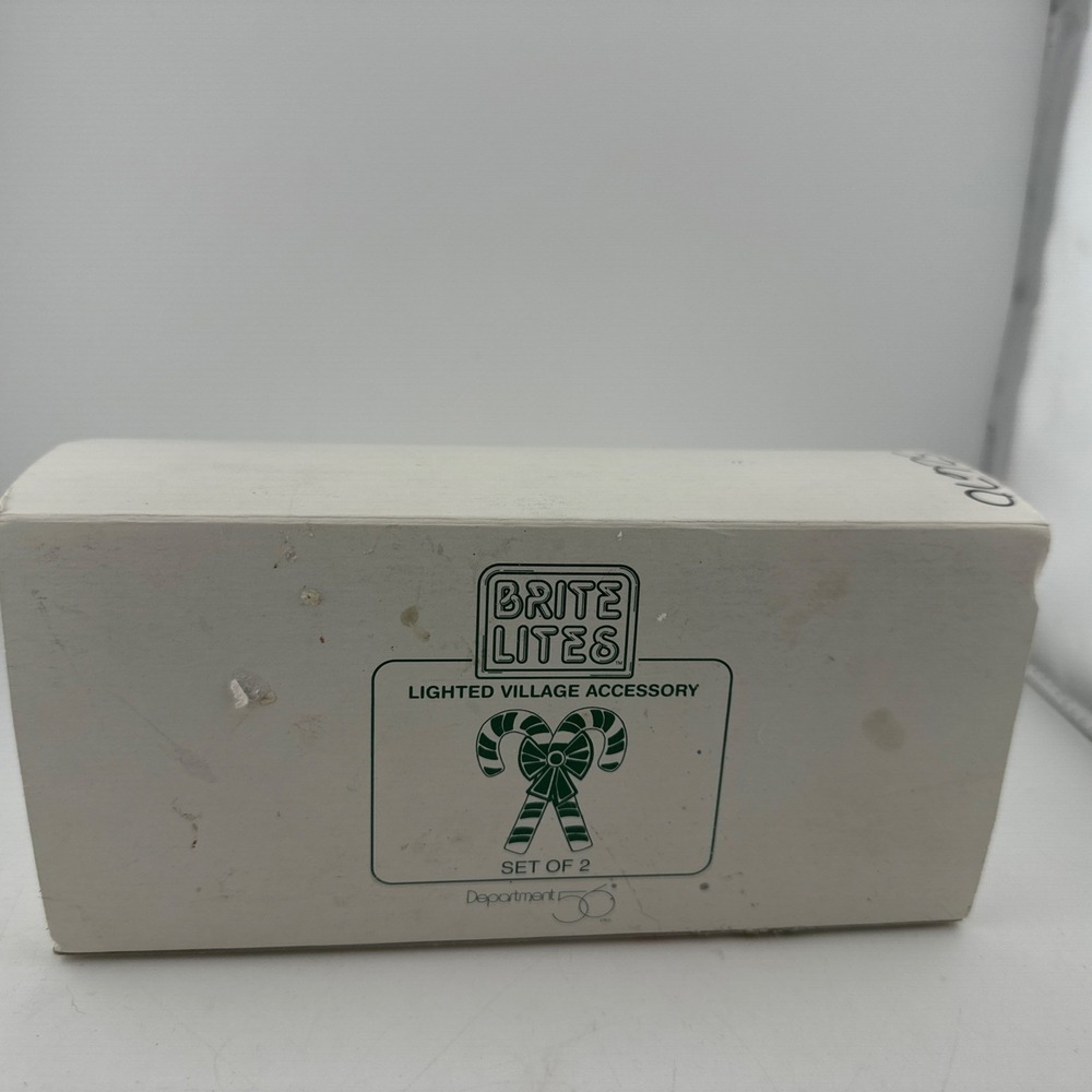 Dept 56 Original Snow Village Lighted Brite Lites 52670 Retired